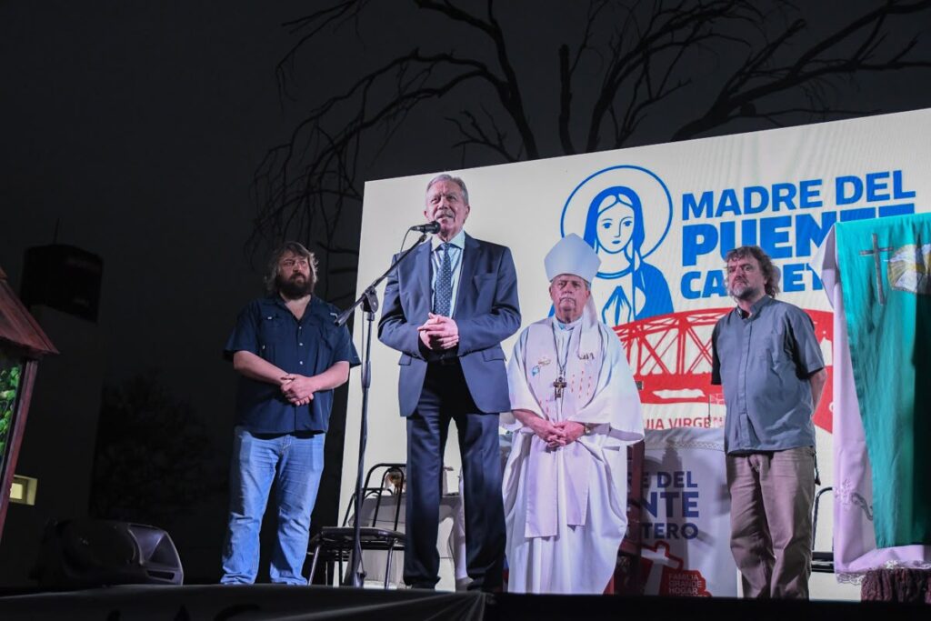 Elías Suárez participó en La Banda de la inauguración de la ampliación del segundo umbral “Virgen de Itatí” de la familia Grande Hogar de Cristo